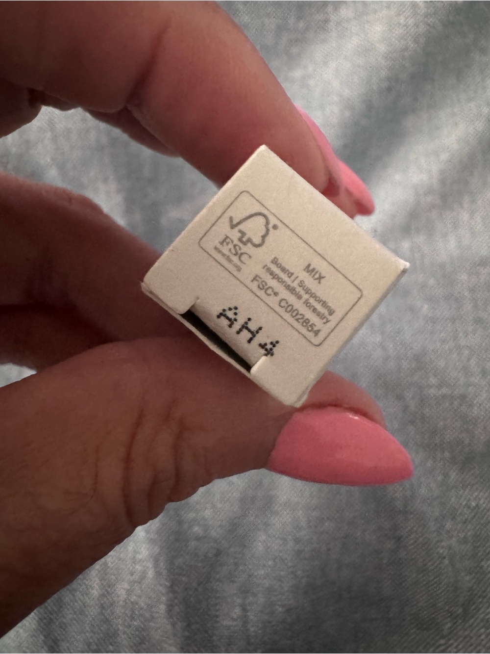 BEAUTYCOUNTER SATIN PINK LIPSTICK - Picture 4 of 8